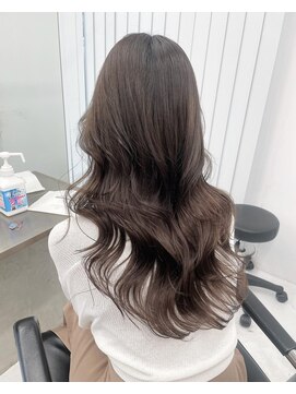 アディション 新宿(ADITION) 大人かわいいミルクティーカラーハイライトレイヤーカット[新宿]