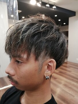 ヘアアンドスパ アイリス hair&spa Iris とれかけパーマツーブロックショート