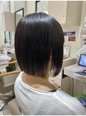 ぱっつんボブ　切りっぱなしショート　ボブ