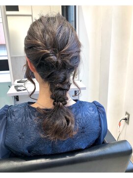 アトリエ(Atelier) 編み下ろし　ヘアセット