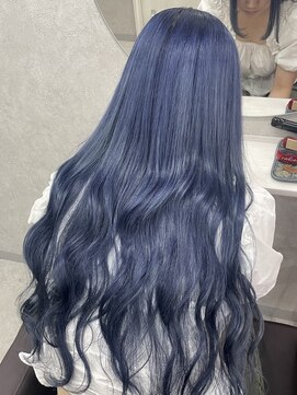 アン ブリーチ 大宮駅東口店(UN BLEACH) ブルーシルバーカラー♪