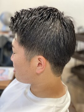 ヘア ナヴォーナ 大浦店(hair NAVONA) メンズ七：三スタイル