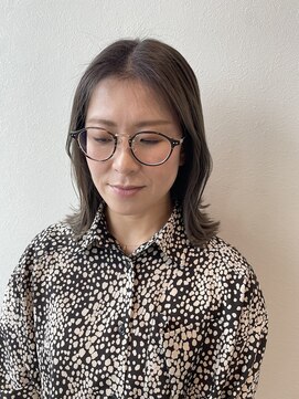 サラ ビューティー サイト 古賀店(SARA Beauty Sight) 【大人女性】20代／30代／40代／オリーブグレージュ