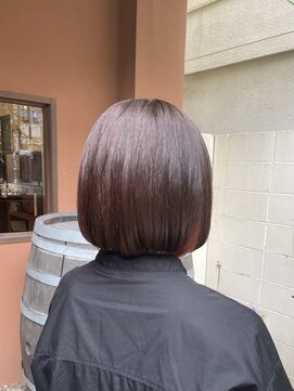 ココカラヘアー ニコ(cococara hair nico) インナーカラー/ミニボブ/丸みボブ