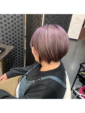 アイズ 渋沢(AIZU) デザインカラー　大人ショート