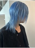 【夏のブリーチカラー】ペールブルー×ウルフカット