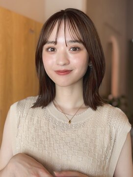 ガーデンヨコハマエスト(GARDEN YOKOHAMA est) 外ハネ　ロブ　ミディアム　似合わせカット　大人ガーリー