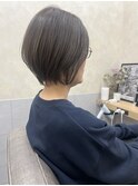 白髪ぼかしグレージュ×ショートボブ