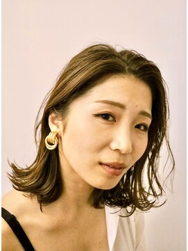 ヘアークルーズピース (hair cruise Piece) 外ハネ濡れ感セミディ
