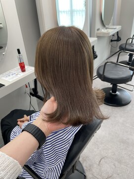 リッカ(LICCA) 【LICCA 伊崎優李】ブリーチなし/wカラー/ベージュ/韓国ヘア