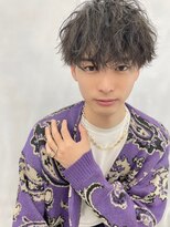 ミラバイグリーン(Mira by green)&nbsp;ツイストスパイラル波巻きスパイラルツーブロックマッシュ