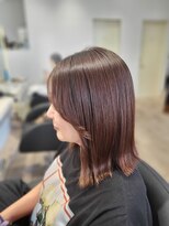 フロート ウラ(FLOAT ula) 切りっぱなしボブ