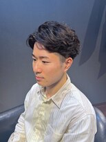 ビーダンディー(Bee dandy)&nbsp;ビジネスツーブロック デザインパーマ かき上げアップバング