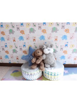 【キッズスペースあり＊駐車場完備】親子カット￥5800／柔らかい雰囲気の女性スタイリスト2名がお出迎え◇