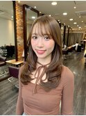 レイヤーカット×モカベージュ