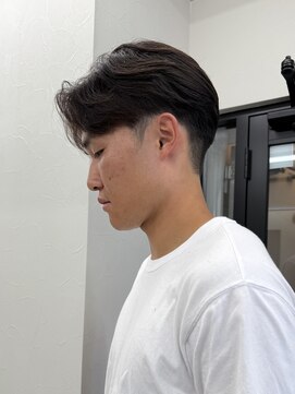 ソソ(soso) スポーツ系センターパート/フェザーパーマ/横浜