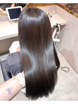 ルームバイシー 新宿(Loom. by Sea) 〇クラゲヘアー×黒髪[グレージュ/小顔]