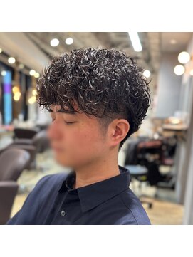 エイトセカンド 新宿三丁目店(EIGHT second) ツーブロック/マッシュ/メンズパーマ