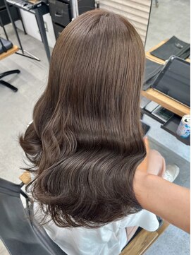 キラ 原宿(KILLA) ココアベージュ/オリーブグレー/小顔/黒髪/クラゲヘアー/原宿