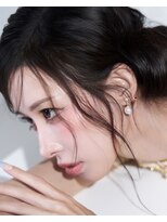 モモ(momo)&nbsp;韓国メイク原宿アイドルメイク韓国風前撮りハーフツインテール