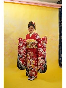 トータルビューティーサロンカワニシ まとめ髪と着付け