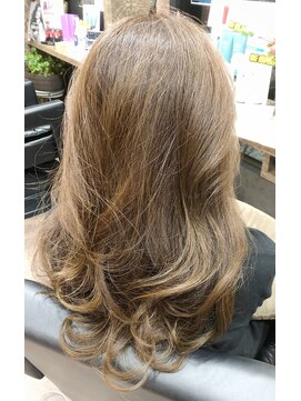 サロンドジュネ(salon de JUNE) モテ愛されロング