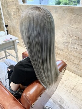 リリー(LILY) LILYホワイトシルバー☆