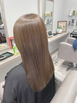 フォーティエイティ 郡山店(40-80) 艶髪ストレート