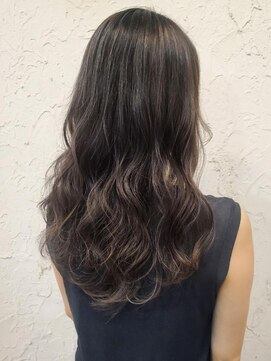 フロール(Flor) 【Flor_戸塚】*韓流パーマ風+グレージュ+ロング*