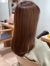 オーダーメイドケアと高技術カットで自宅でも扱いやすい美髪へ