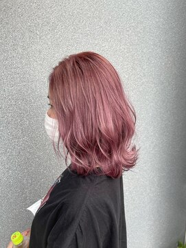 ミチオノザワヘアサロンギンザ 静岡店(Michio Nozawa HAIR SALON Ginza) 可愛いペールピンク/全頭ブリーチ/チェリーピンク
