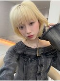 イメチェン外ハネボブワイドバングホワイトブロンド美髪韓国
