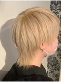 ハイトーンウルフカット