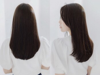キャリコ(calico)の写真/ダメージを考慮した上で艶髪が叶う手ぐしでまとまる柔らかい質感に仕上がる自然なストレートヘア[髪質改善]