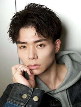 ルーシー 渋谷(LUCEY) センターパートフェザーパーマシャドウパーマメンズパーマ