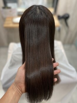 アレン(allan)の写真/《髪質改善縮毛矯正》で本気のエイジングケアを＊髪に圧倒的なツヤ。あなた史上最高の髪質へ導きます