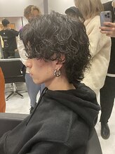 トレンドの波巻き・ツイストスパイラルパーマもお任せ！韓国風の最旬メンズスタイルを実現♪