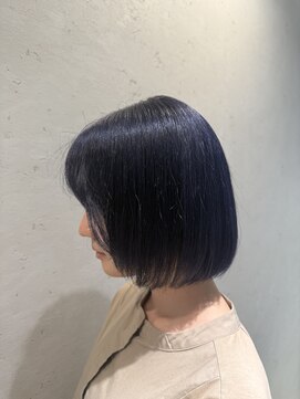 ネイビーブルー