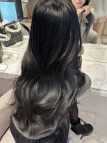 マインバイアフロートギンザ(MYNE by AFLOAT GINZA)&nbsp;レイヤーカット/ブルーブラック/韓国ヘア