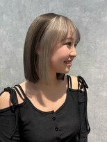 ルル(Lulu)&nbsp;ホワイトベージュインナーカラー