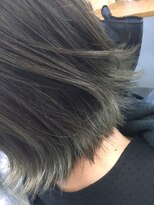 ヘアスタジオ ビ アップ(B up) 切りっぱなしボブ