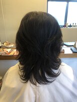 アヴニール ユー(AVENIR U) 大きめカールのレイヤースタイル