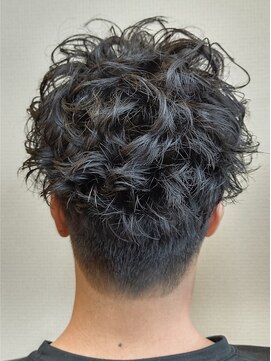 フルーヴ(fleuve) メンズパーマ