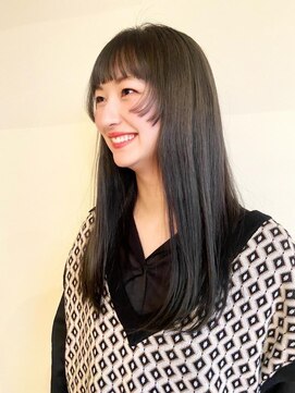 トップヘアーラウンジ 知立(TOP HAIR Lounge) プツッとラインが可愛い！ストレートヘアー/ぱっつん前髪