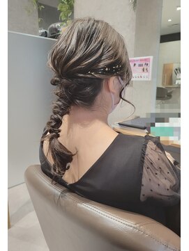 リップル(Ripple) 【海浜幕張 Ripple】カジュアル×タイトポニー×金箔