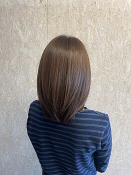ヘアデザイン ジャム(hair design JAM)の写真/色長持ち♪透明感とツヤ感のある美髪が叶う*華美になりすぎない上品カラーはお任せ◎