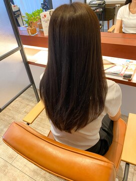 マーリャヘアー(mallia hair) レイヤースタイルレイヤーカットロングレイヤー小顔スタイル