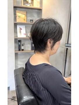 ミルシェ(MILSHE) シュッとおさまるショート