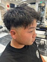 テテ(TETE) ソフトフェード/ショート/アップバング