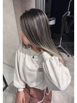 アコ(Aco) ★筋感細めのエアタッチバレイヤージュデザイン★